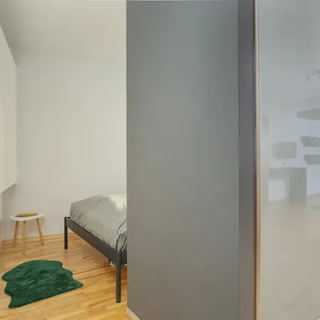 Lejlighed Beautiful & Spacious Strzalowa Near Centre By Renters Poznań